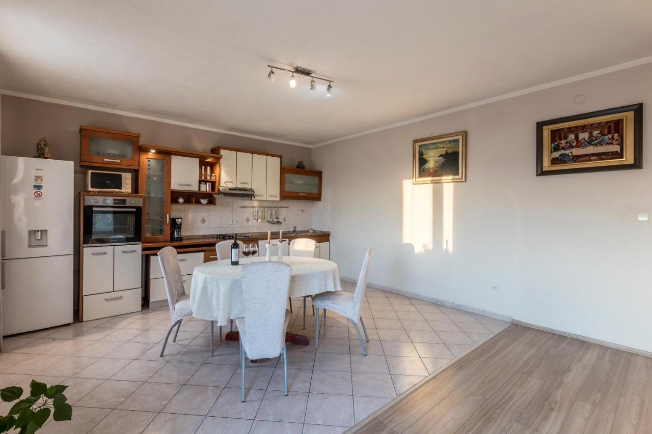 Bellevue Villa Podstrana Exterior photo